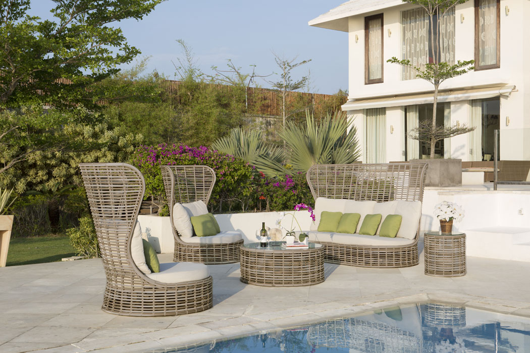 OUTDOOR SOFAS & LOVESEATS | Villa Terrazza Patio Furniture, Sonoma 707 ...