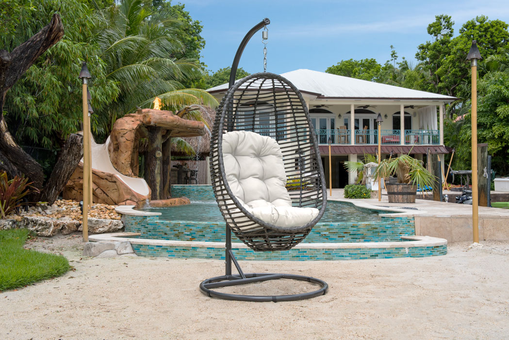 Outdoor benches Sonoma County