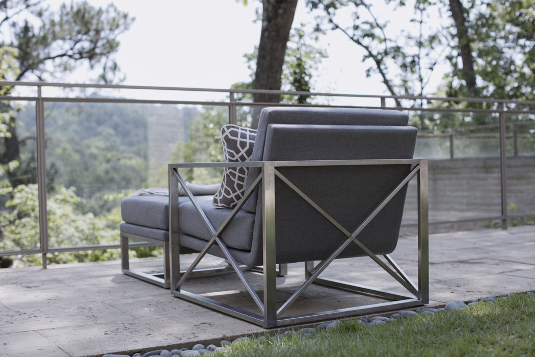 Sonoma County Lounge Chairs