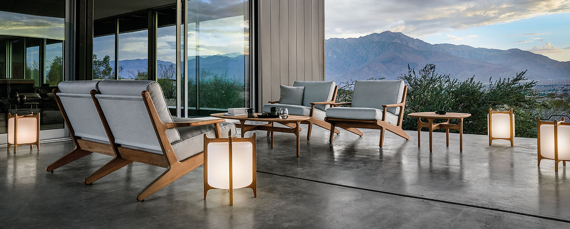 Gloster Outdoor Lounge Chair