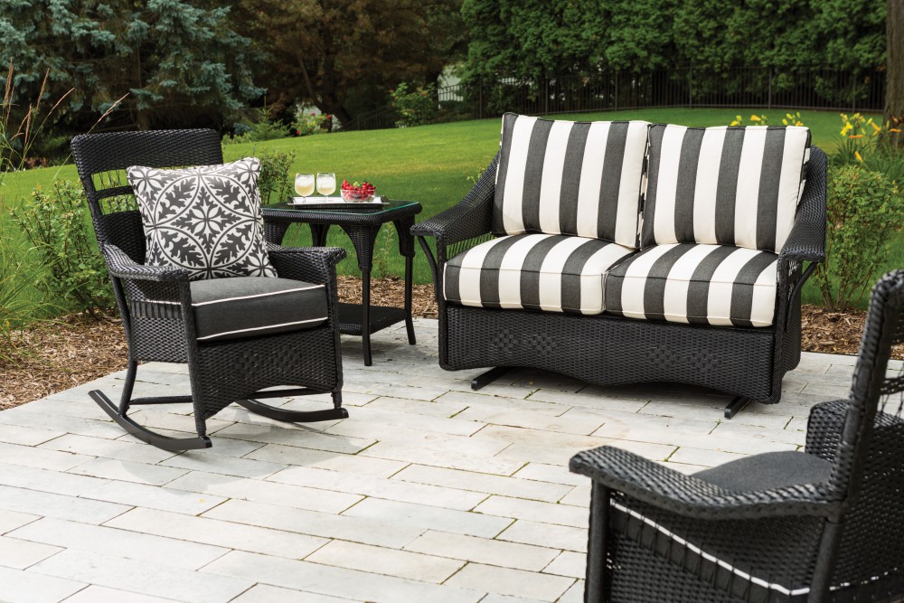 Lloyd Flanders Outdoor Loveseats