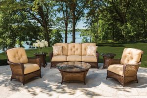 Lloyd Flanders Outdoor Sofas