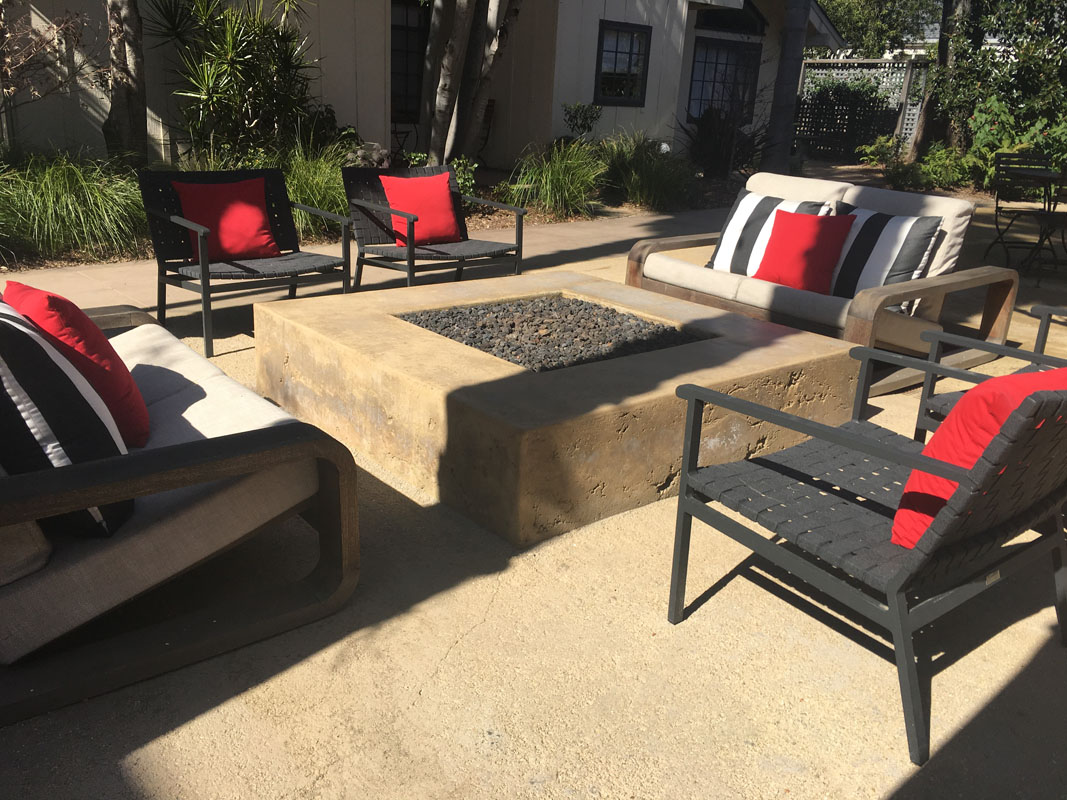 hotel outdoor furniture