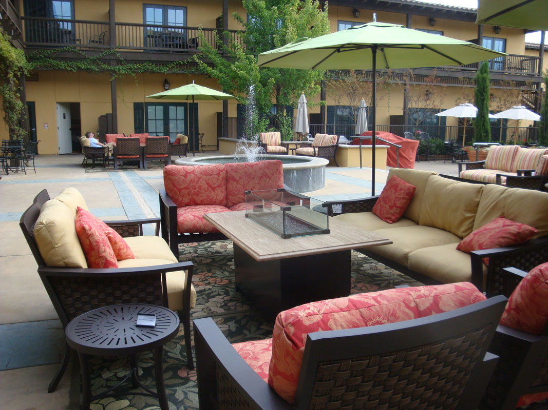 HOSPITALITY OUTDOOR FURNITURE Villa Terrazza Patio Furniture, Sonoma