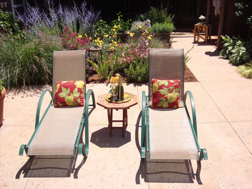 hospitality outdoor furniture