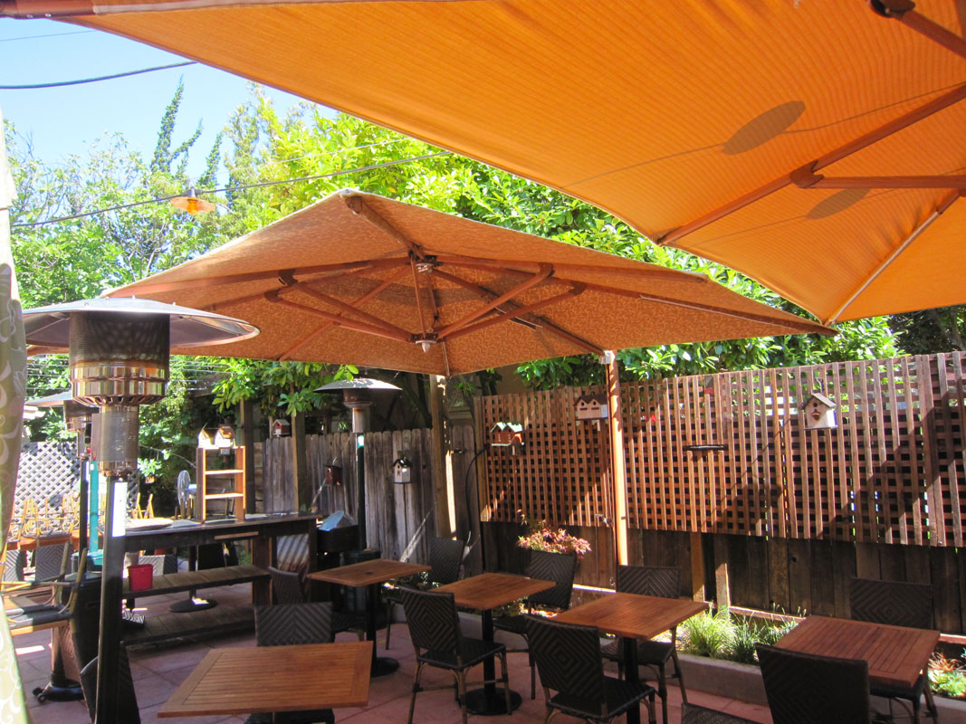restaurant outdoor furniture