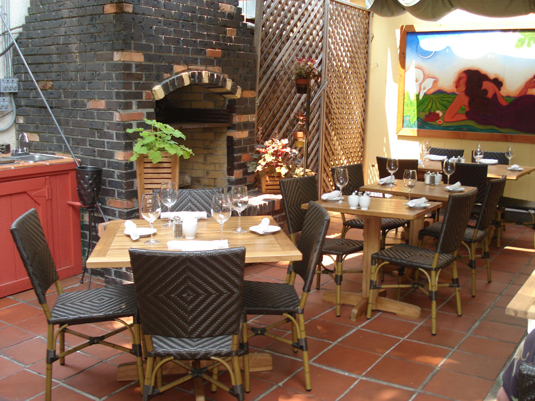 restaurant outdoor furniture