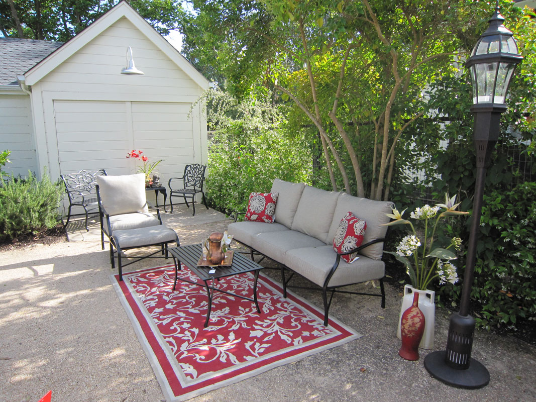 hotel outdoor furniture