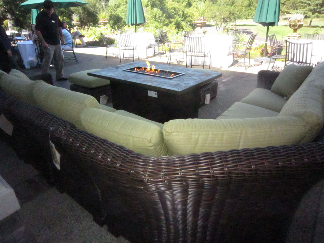 hospitality outdoor furniture