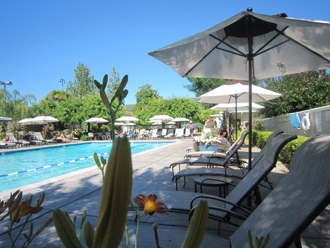 hospitality outdoor furniture