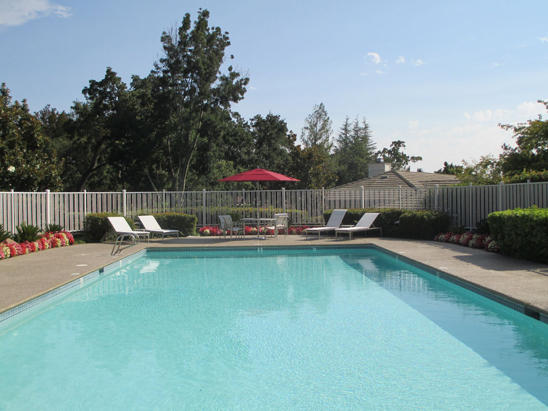 hospitality outdoor furniture