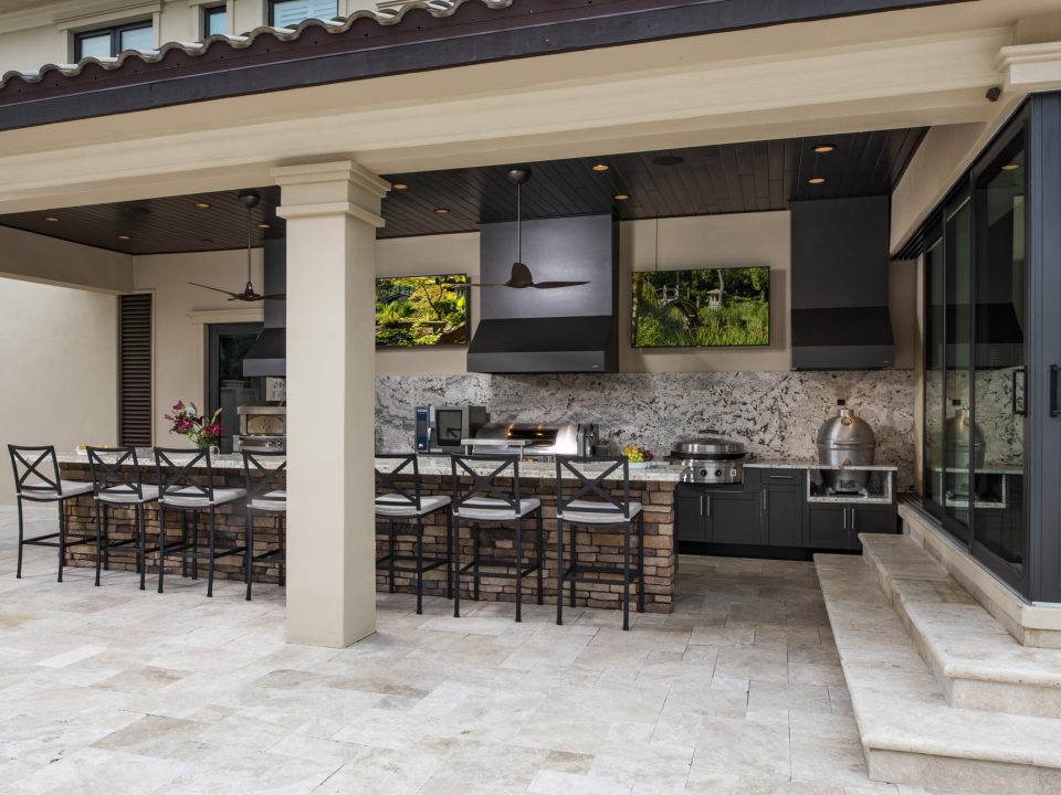 Design Your Dream Outdoor Kitchen