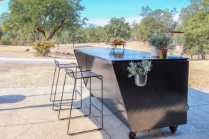 Vlaze Outdoor Kitchen