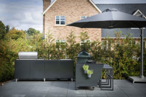 Vlaze Outdoor Kitchen