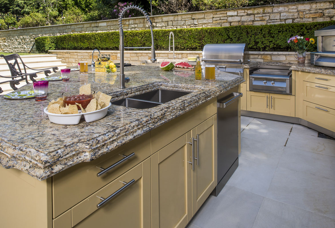 Danver Brown Jordan Outdoor Kitchens