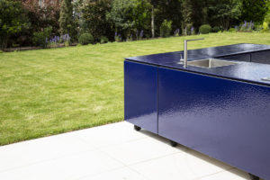 Vlaze Outdoor Kitchen Cabinetry