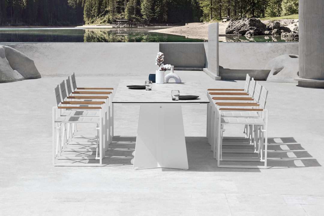 Mamagreen Outdoor Dining